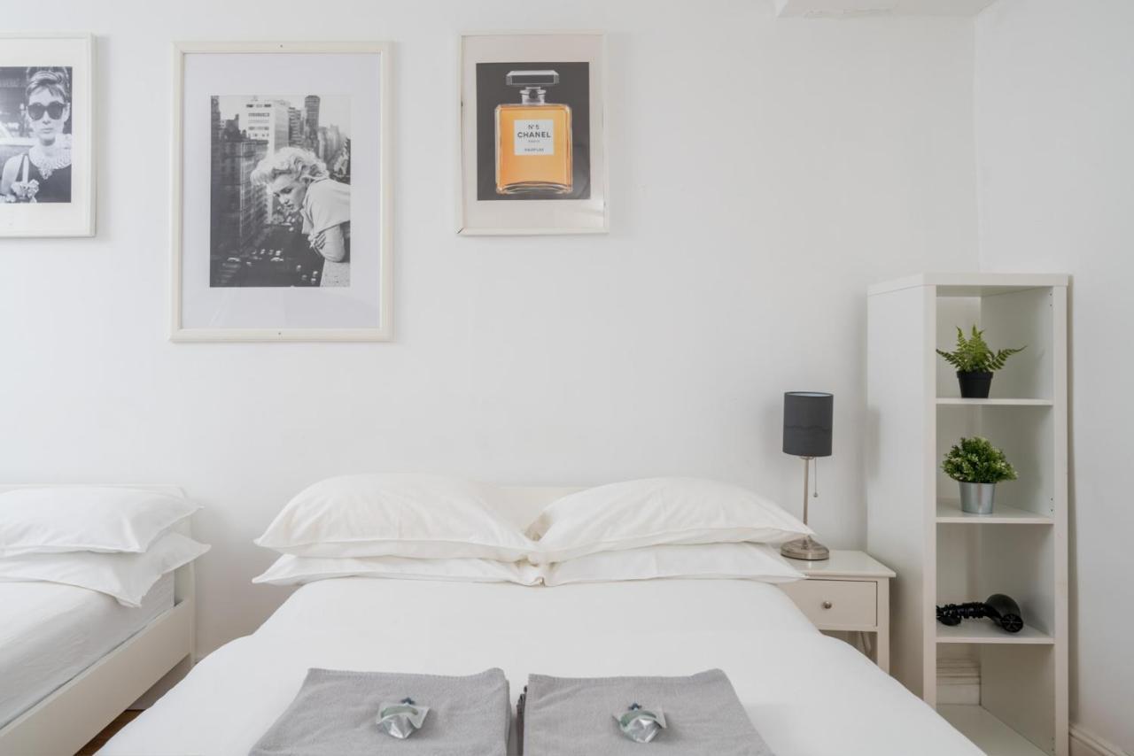 לונדון Soho & Covent Garden Apartment, Sleeps 3 מראה חיצוני תמונה