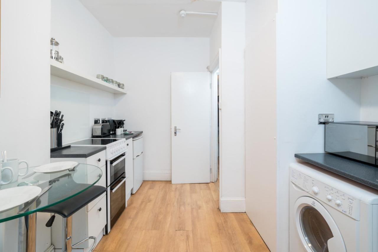 לונדון Soho & Covent Garden Apartment, Sleeps 3 מראה חיצוני תמונה